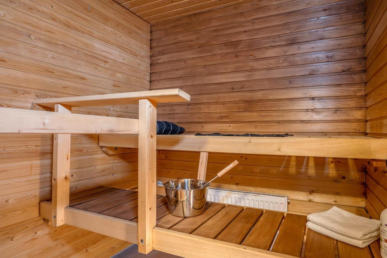 Apartment Sleepwell Sukkula With Private Sauna And Parking Turku Exterior photo